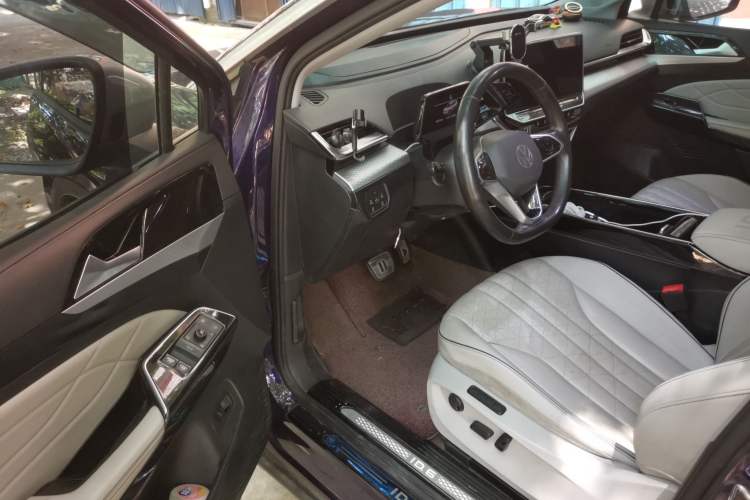 Used Volkswagen ID.6 X 2021 Pro Smart Long-Range Edition Driver Seat