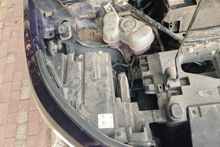 Used Volkswagen ID.6 X 2021 Pro Smart Long-Range Edition Engine Bay Right