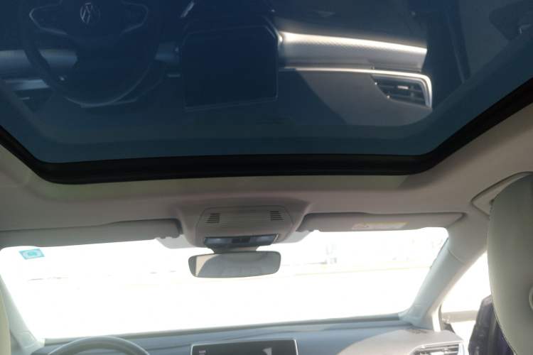 Used Volkswagen ID.6 X 2021 Pro Smart Long-Range Edition Headliner