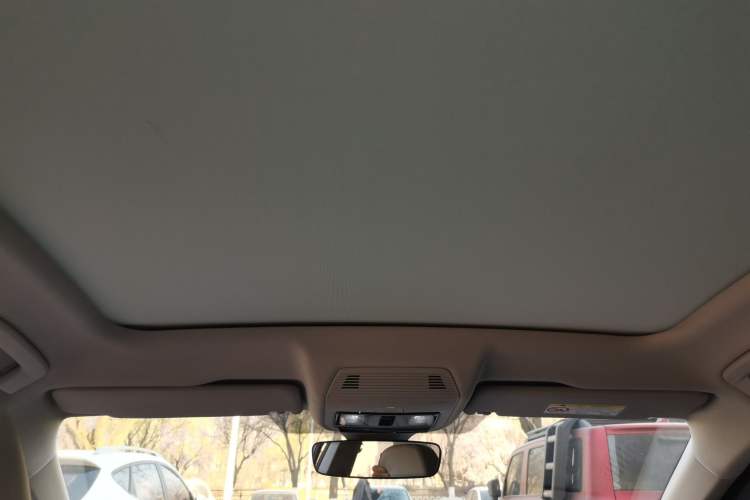 Used Volkswagen ID.6 X 2021 Pro Smart Long-Range Edition Headliner