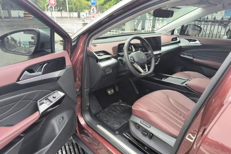 Used Volkswagen ID.6 X 2021 Pro Smart Long-Range Edition Interior 2