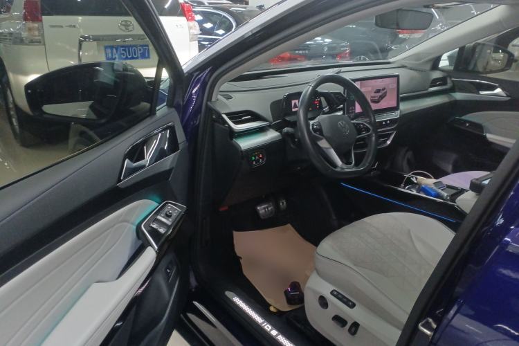 Used Volkswagen ID.6 X 2021 Pro Smart Long-Range Edition Interior 3