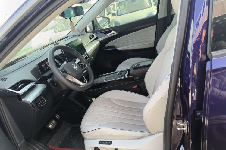 Used Volkswagen ID.6 X 2021 Pro Smart Long-Range Edition Left Front Seat
