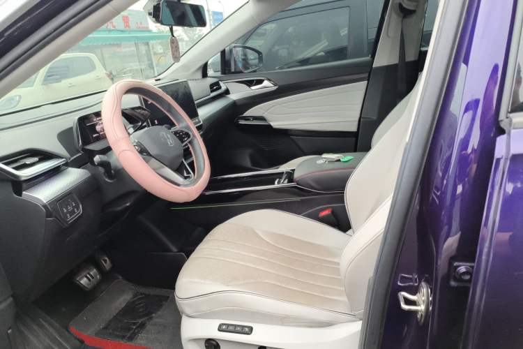 Used Volkswagen ID.6 X 2021 Pro Smart Long-Range Edition Left Front Seat