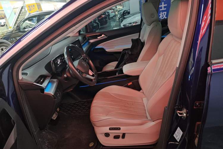 Used Volkswagen ID.6 X 2021 Pro Smart Long-Range Edition Left Front Seat