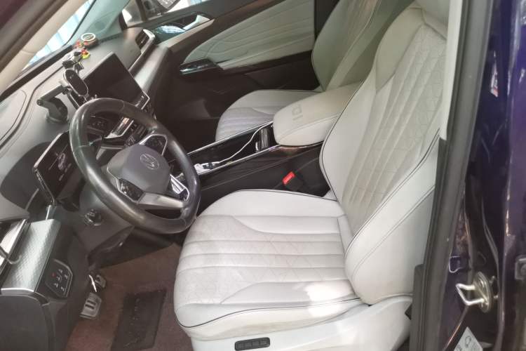 Used Volkswagen ID.6 X 2021 Pro Smart Long-Range Edition Left Front Seat