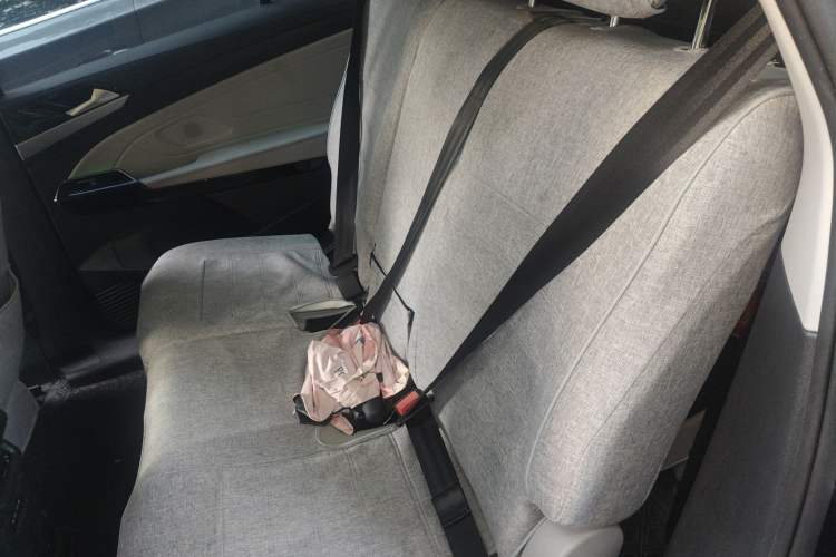 Used Volkswagen ID.6 X 2021 1st Edition ID. First Impression Edition Left Rear Seat