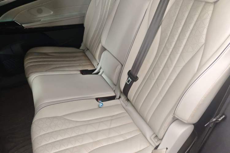 Used Volkswagen ID.6 X 2021 Pro Smart Long-Range Edition Left Rear Seat