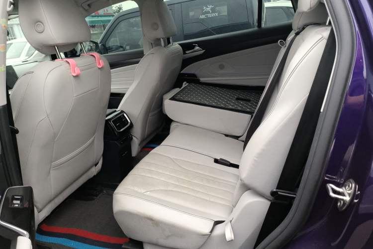 Used Volkswagen ID.6 X 2021 Pro Smart Long-Range Edition Left Rear Seat