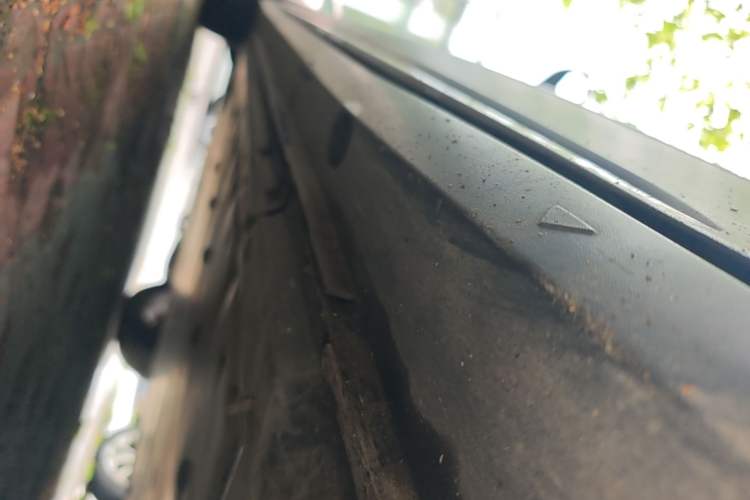 Used Volkswagen ID.6 X 2021 1st Edition ID. First Impression Edition Left Side Sill