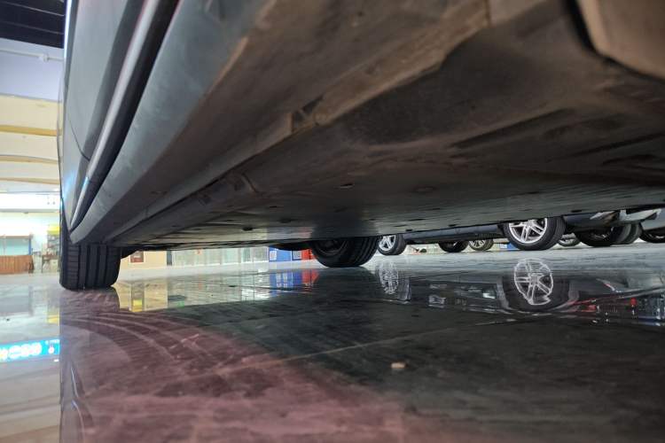 Used Volkswagen ID.6 X 2021 Pro Smart Long-Range Edition Left Side Sill