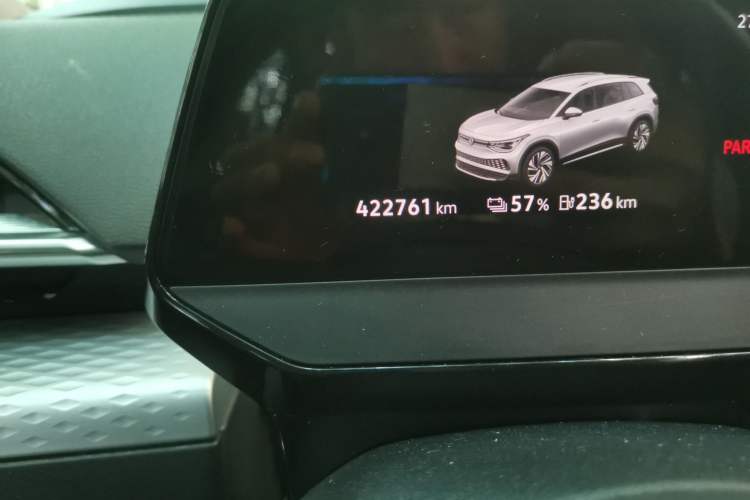 Used Volkswagen ID.6 X 2021 Pro Smart Long-Range Edition Odometer Close Up