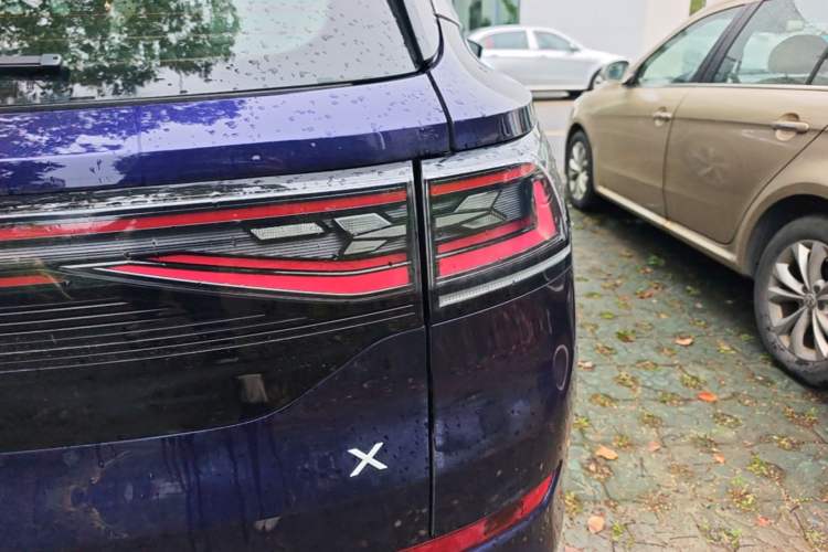 Used Volkswagen ID.6 X 2021 1st Edition ID. First Impression Edition Right Rear Taillight