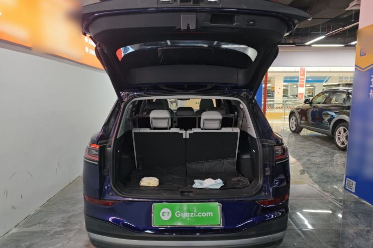 Used Volkswagen ID.6 X 2021 Pro Smart Long-Range Edition Trunk