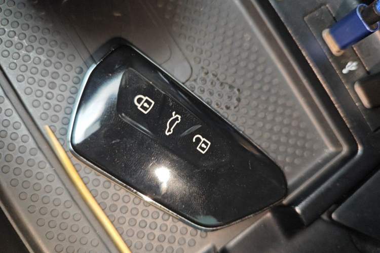 Used Volkswagen ID.6 X 2021 Pro Smart Long-Range Edition Vehicle Key