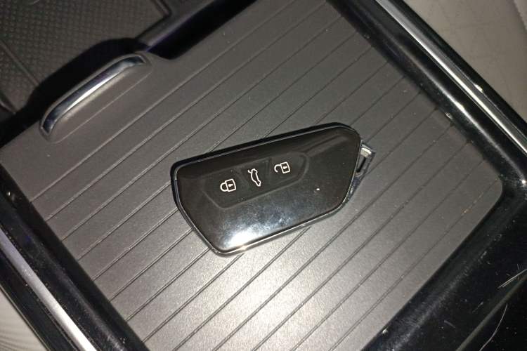 Used Volkswagen ID.6 X 2021 Pro Smart Long-Range Edition Vehicle Key