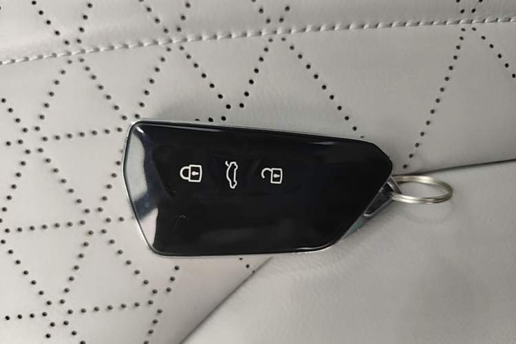 Used Volkswagen ID.6 X 2021 Pro Smart Long-Range Edition Vehicle Key