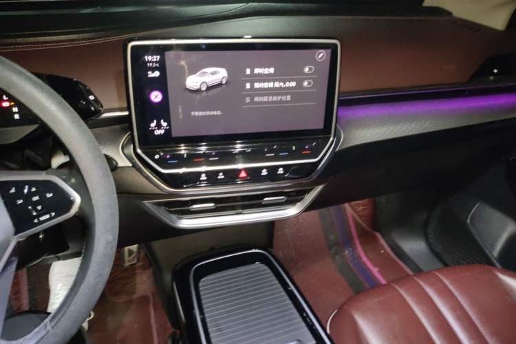 Used Volkswagen ID.6 X 2021 Pro Smart Long-Range Edition Audio And AC Panel