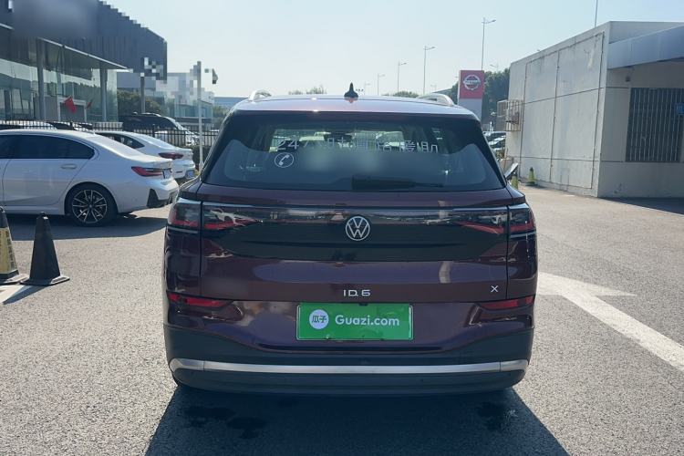 Used Volkswagen ID.6 X 2021 Pro Smart Long-Range Edition Exterior 4