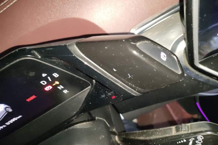 Used Volkswagen ID.6 X 2021 Pro Smart Long-Range Edition Gear Lever