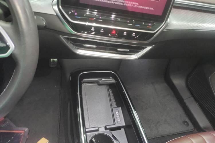 Used Volkswagen ID.6 X 2021 Pro Smart Long-Range Edition Gear Lever