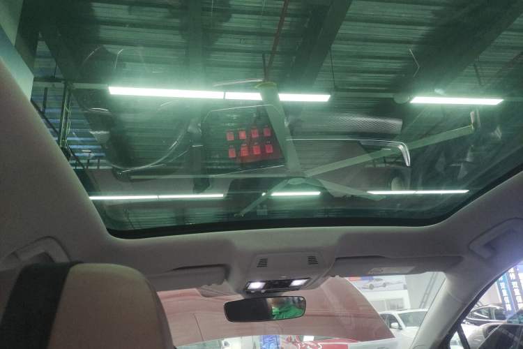 Used Volkswagen ID.6 X 2021 Pro Smart Long-Range Edition Headliner
