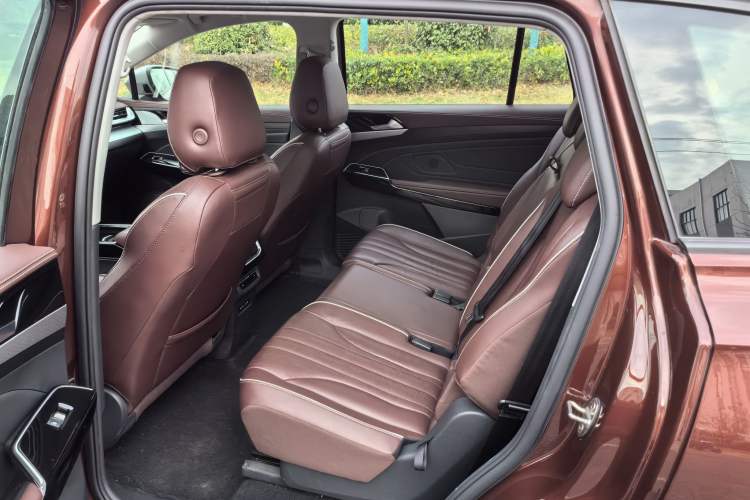Used Volkswagen ID.6 X 2021 1st Edition ID. First Impression Edition Interior 4
