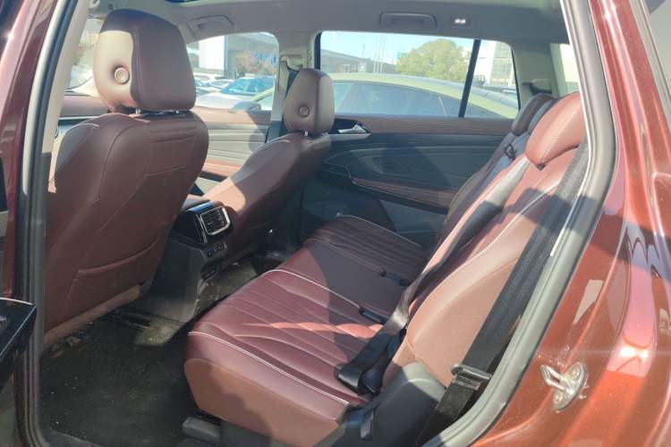 Used Volkswagen ID.6 X 2021 Pro Smart Long-Range Edition Interior 4