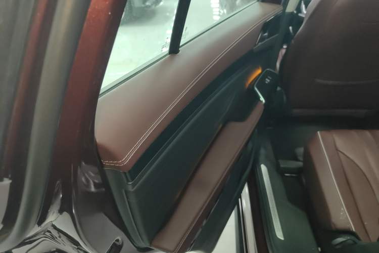 Used Volkswagen ID.6 X 2021 1st Edition ID. First Impression Edition Interior 8