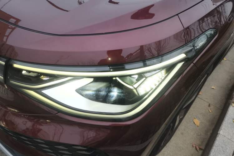 Used Volkswagen ID.6 X 2021 1st Edition ID. First Impression Edition Left Front Headlight