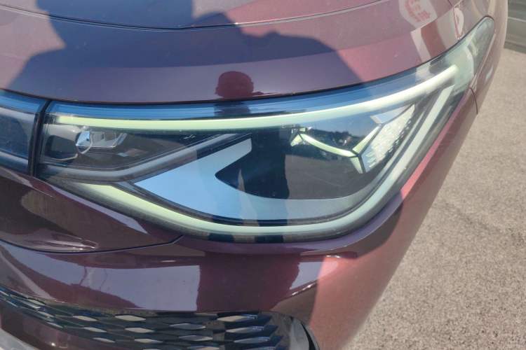 Used Volkswagen ID.6 X 2021 Pro Smart Long-Range Edition Left Front Headlight