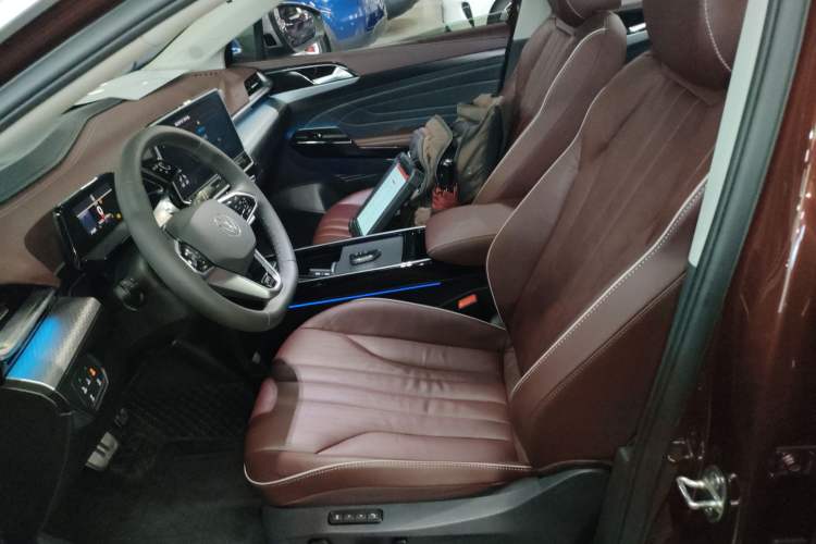 Used Volkswagen ID.6 X 2021 1st Edition ID. First Impression Edition Left Front Seat