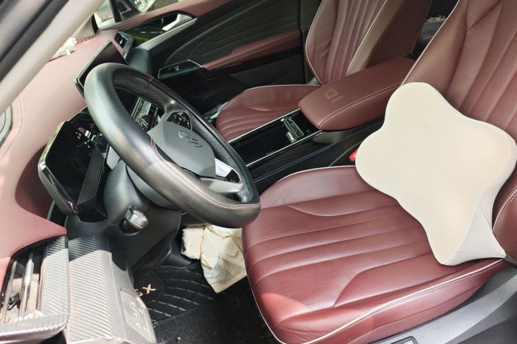 Used Volkswagen ID.6 X 2021 Pro Smart Long-Range Edition Left Front Seat