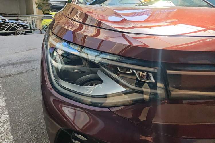 Used Volkswagen ID.6 X 2021 1st Edition ID. First Impression Edition Right Front Headlight