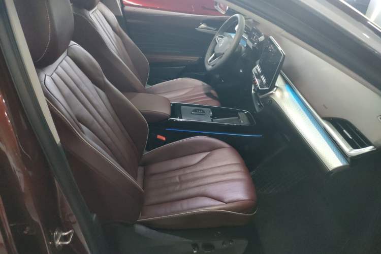 Used Volkswagen ID.6 X 2021 1st Edition ID. First Impression Edition Right Front Seat