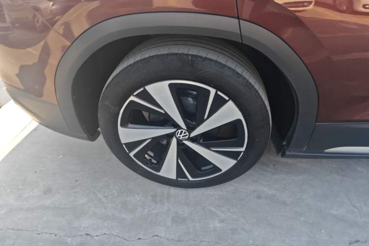 Used Volkswagen ID.6 X 2021 Pro Smart Long-Range Edition Right Rear Wheel Hub