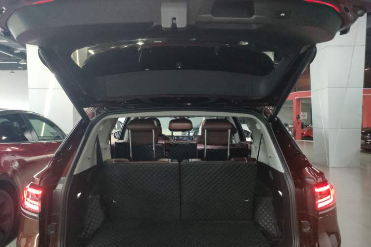 Used Volkswagen ID.6 X 2021 1st Edition ID. First Impression Edition Trunk