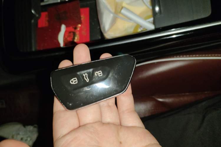 Used Volkswagen ID.6 X 2021 Pro Smart Long-Range Edition Vehicle Key