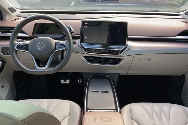 Used Volkswagen ID.6 X 2021 Prime Kinergy Four-Wheel Drive Edition Center Console