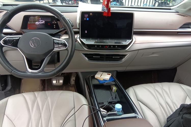 Used Volkswagen ID.6 X 2021 1st Edition ID. First Impression Edition Center Console