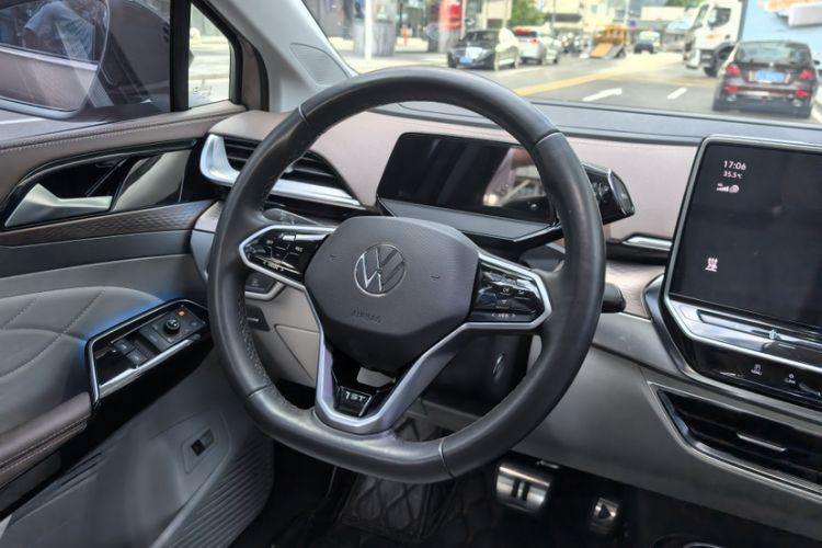Used Volkswagen ID.6 X 2021 Pro Smart Long-Range Edition Interior 2
