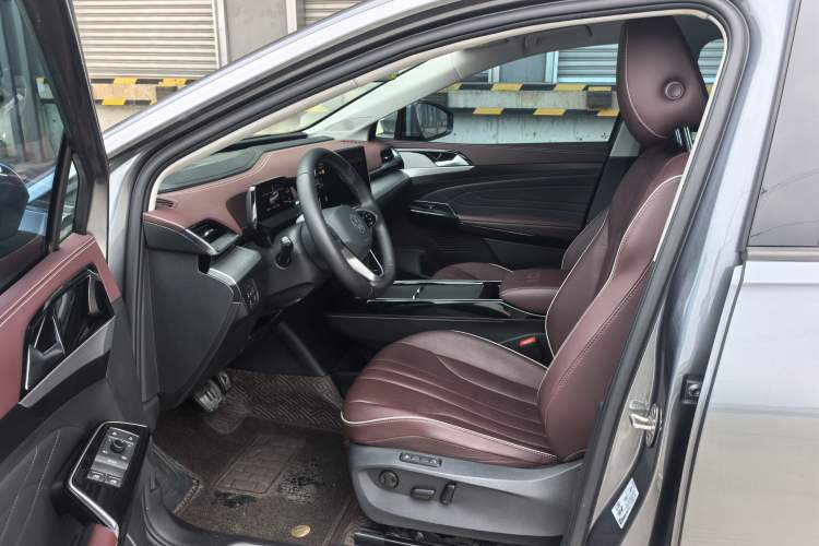 Used Volkswagen ID.6 X 2021 1st Edition ID. First Impression Edition Interior 2