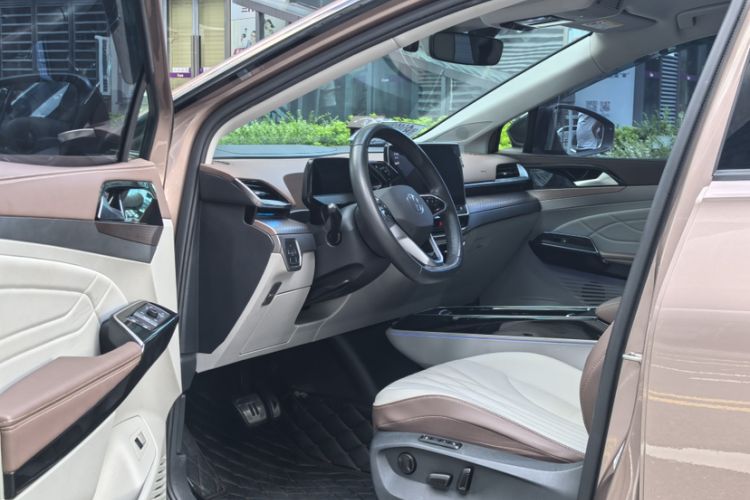 Used Volkswagen ID.6 X 2021 Pro Smart Long-Range Edition Interior 5