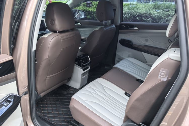 Used Volkswagen ID.6 X 2021 Pro Smart Long-Range Edition Interior 6