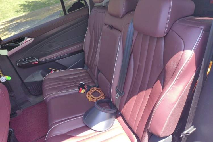 Used Volkswagen ID.6 X 2021 Pro Smart Long-Range Edition Left Rear Seat