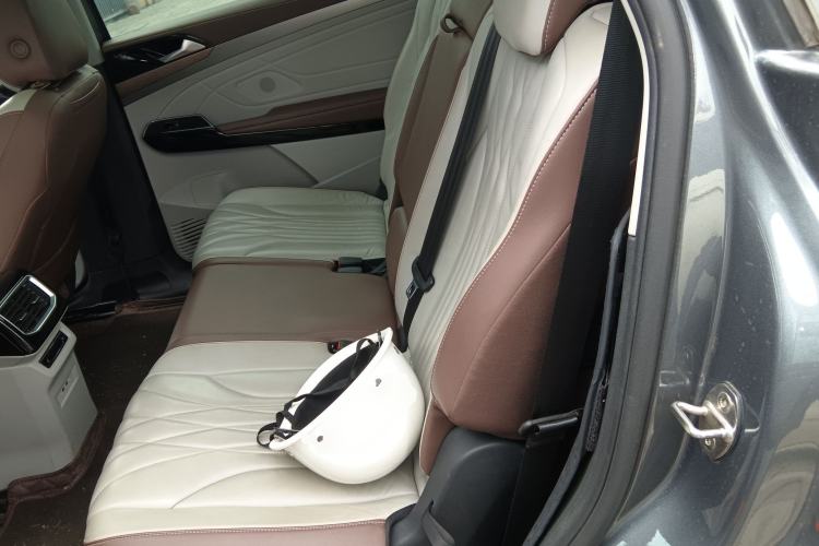 Used Volkswagen ID.6 X 2021 1st Edition ID. First Impression Edition Left Rear Seat