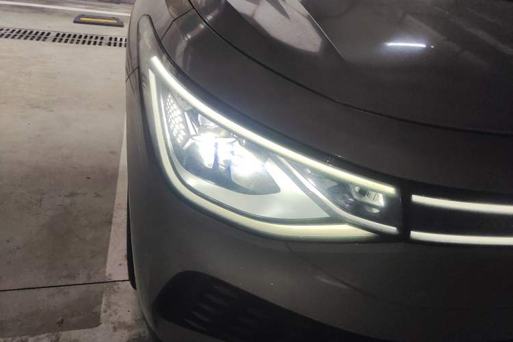 Used Volkswagen ID.6 X 2021 Pro Smart Long-Range Edition Right Front Headlight