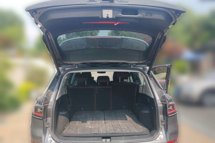 Used Volkswagen ID.6 X 2021 1st Edition ID. First Impression Edition Trunk