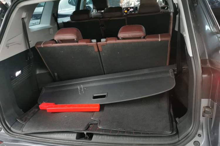 Used Volkswagen ID.6 X 2021 1st Edition ID. First Impression Edition Trunk