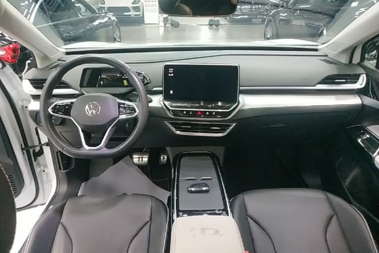 Used Volkswagen ID.6 X 2021 Pure Edition Center Console